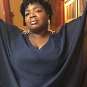 Meet your Posher, Agnes